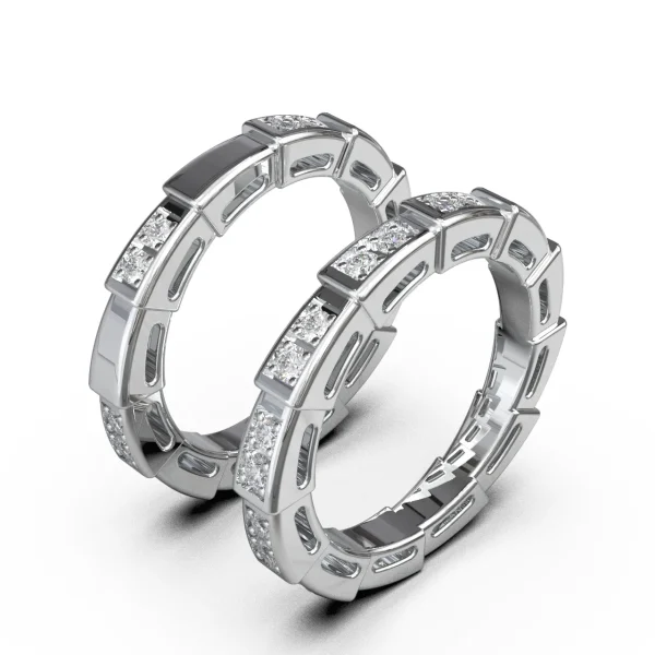 Кольца с бриллиантами Serpenti